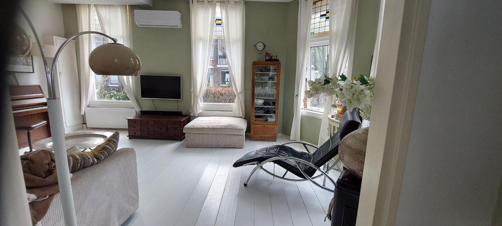 Townhouse Center Apartment