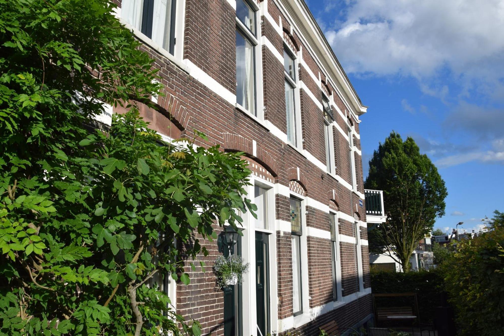 Apartment Townhouse Center *